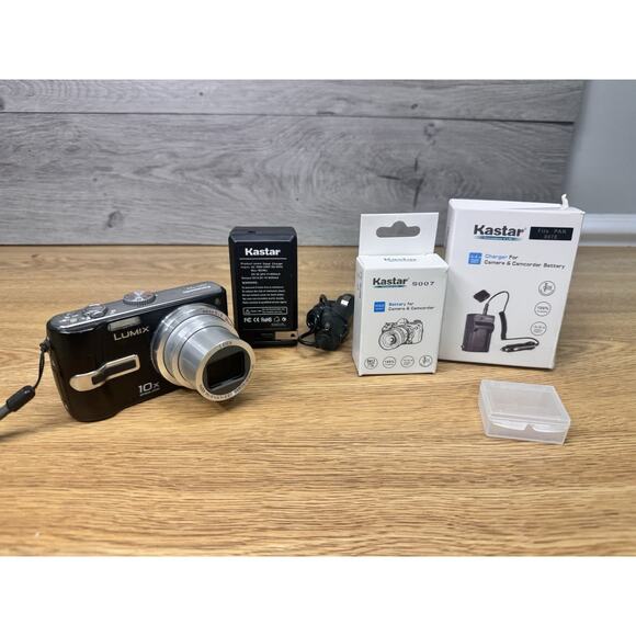 Panasonic LUMIX DMC-TZ3 Digital Camera with New